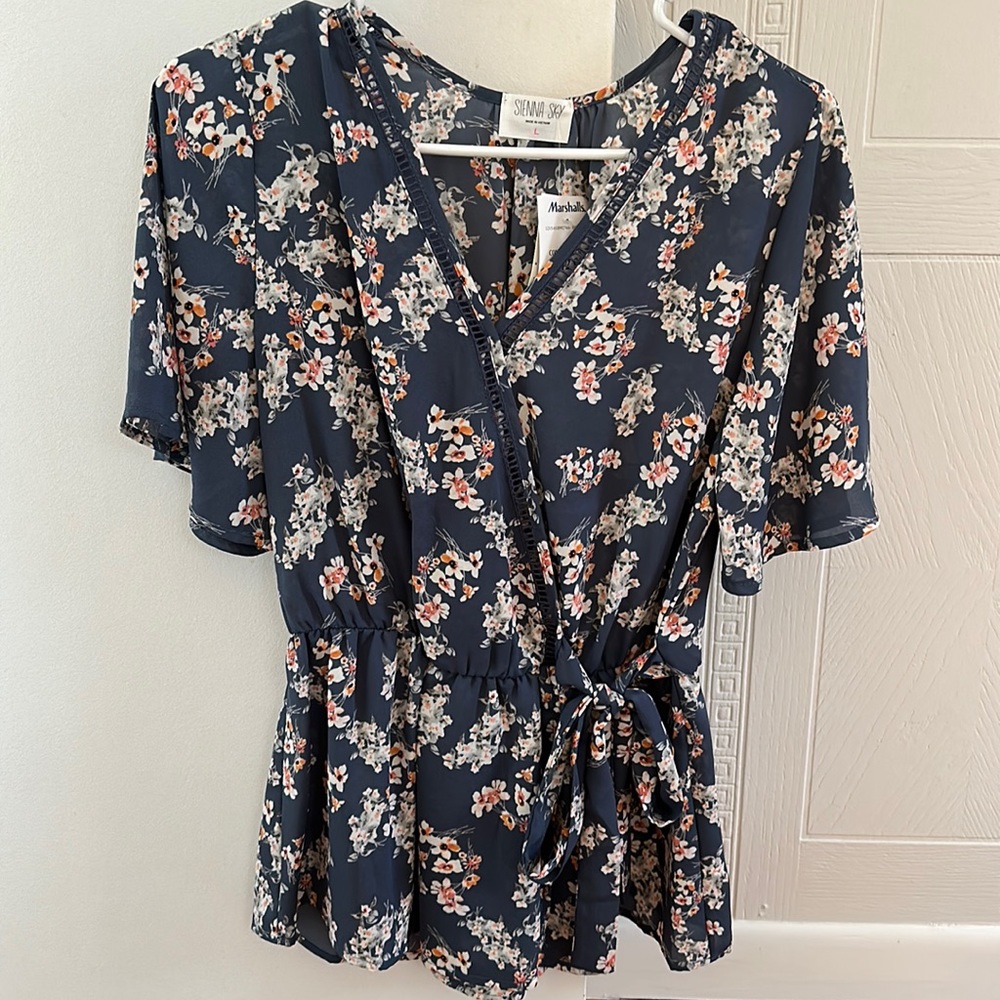 Sienna Sky Peplum Floral Top Blue V Neck Tie Waist Blouse Floral